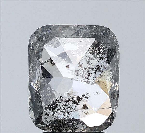 2.82 CT , 9.6*8.1 MM, Cushion shape natural diamond , salt and paper