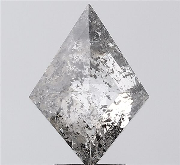 2.81 CT , 12.3*8.7 MM, Kite shape natural  , salt and paper