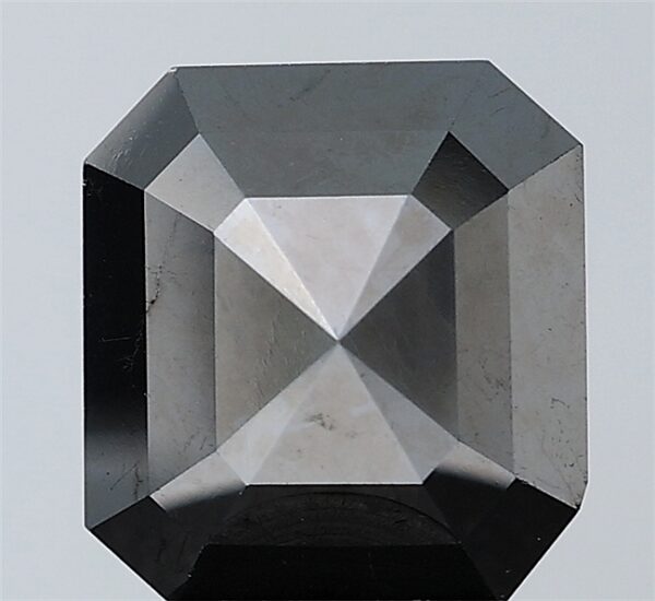 2.80 CT , 9.1*8.4 MM, Emerald shape natural diamond , salt and paper