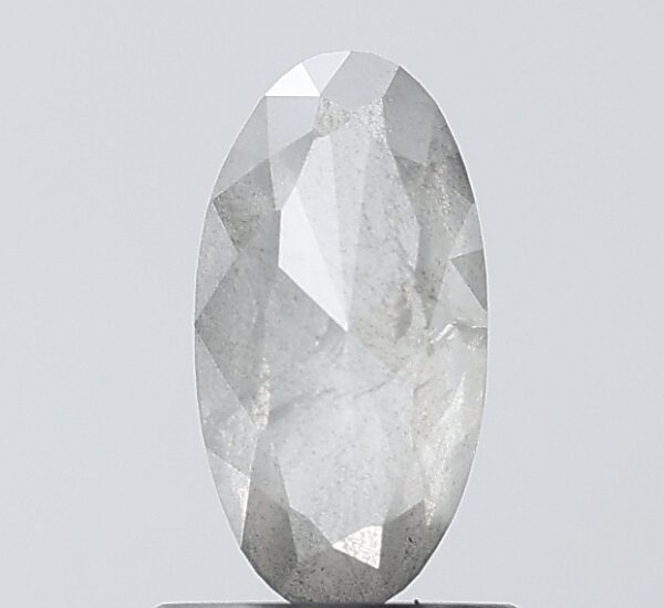 0.95 CT , 8.4*4.4  MM , Oval shape natural diamond , salt and paper